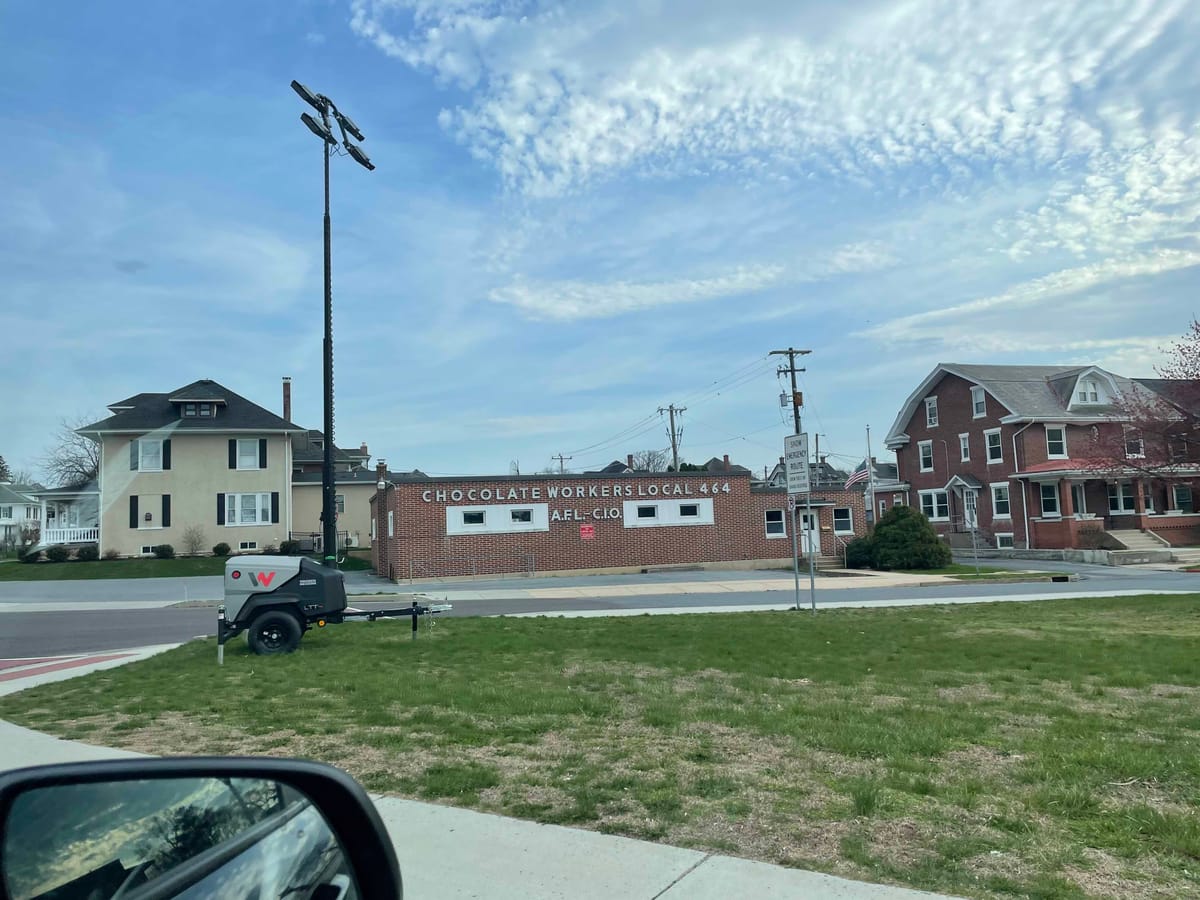 A HOT gift from Airbnb